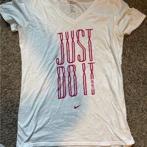 Nike White and Pink Fitted Short Sleeve T-Shirt